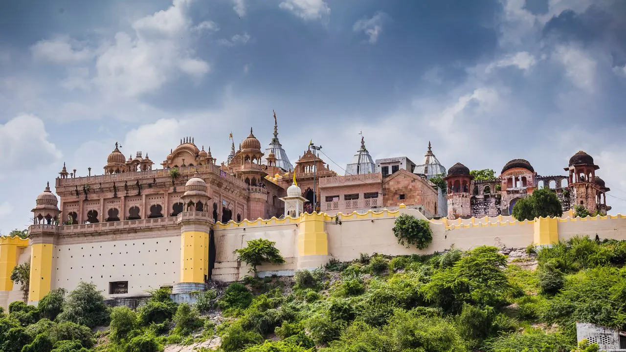 3 Days Vrindavan Yamuna Aarti Special Tour Package